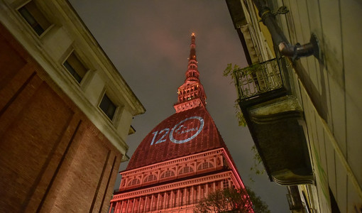 I monumenti del Torinese si tingono di arancione per i 120 anni di Anpas