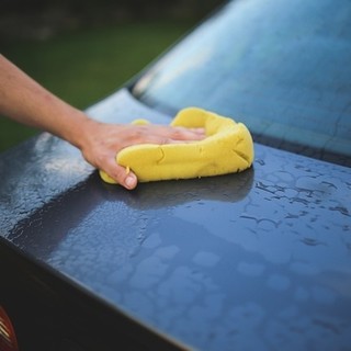 Meno costi amministrativi e del personale con il lavaggio waterless a domicilio delle flotte aziendali