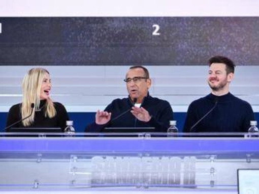 Sanremo 2025, Conti scherza su ascolti record: &quot;Allora chiudiamolo qui&quot;