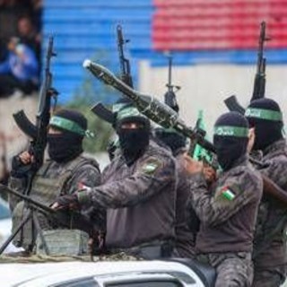 Gaza, media: &quot;Hamas ha accettato rilascio ostaggi vivi per proroga tregua di 2 mesi&quot;