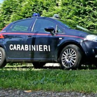 Va all'ultimo incontro, dall'ex calci pugni e sequestro in stanza hotel