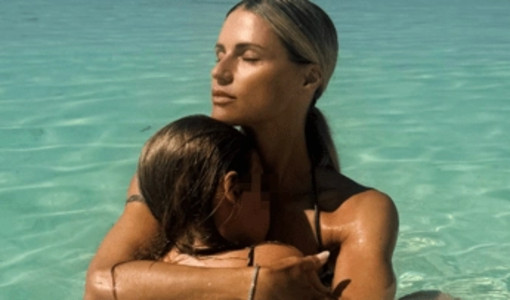 Michelle Hunziker, la figlia Celeste compie 10 anni: la dedica social e la foto alle Maldive