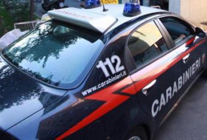 Roma, mangiano caramelle alla cannabis: intossicate due ragazze