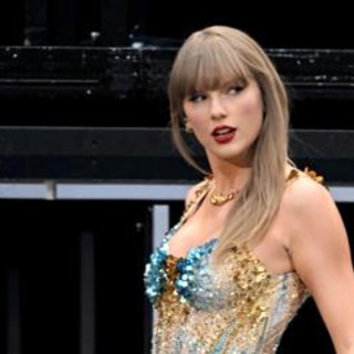 Taylor Swift: &quot;Voto per Kamala Harris, una guerriera per gli Usa&quot;