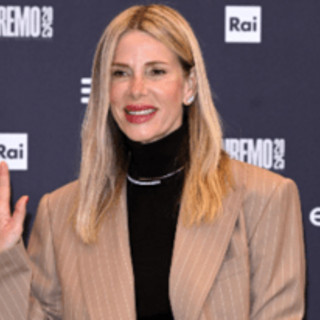 Sanremo 2025, chi è Alessia Marcuzzi: la co-conduttrice della serata finale del Festival