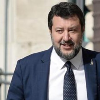 Un viaggio a sorpresa per Natale, è il regalo della Lega a Salvini